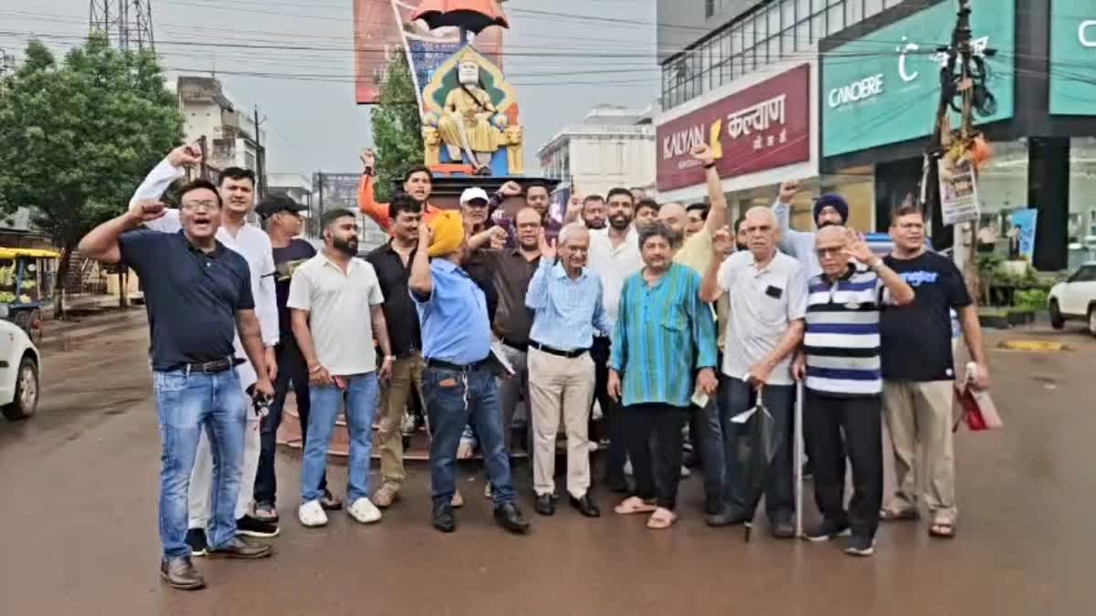 दुर्ग ब्रेकिंग: नेहरू नगर फ्लाईओवर का जनता ने किया विरोध,